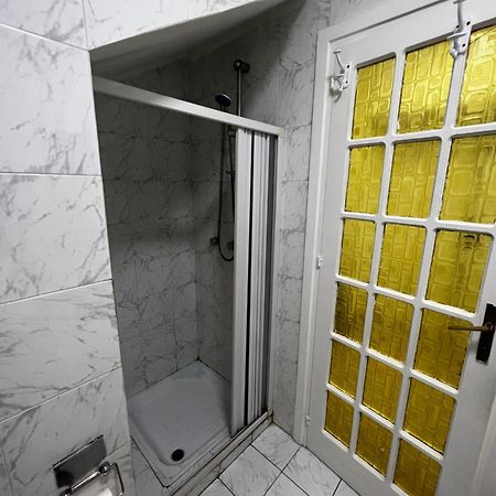 1 Room Apartment Near By Central Train Station Palermo Exterior foto